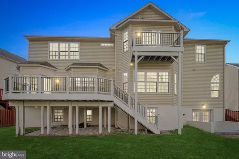 Exterior - 6287 Willowfield Way, Springfield, VA 22150 photo 4 of 12