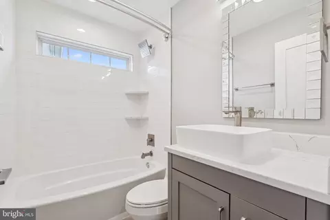 Bath - 6287 Willowfield Way, Springfield, VA 22150 photo 5 of 7