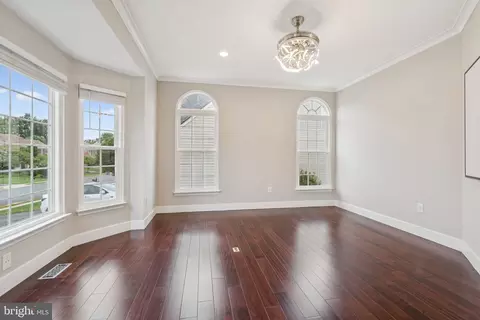 Living - 6287 Willowfield Way, Springfield, VA 22150 photo 1 of 7