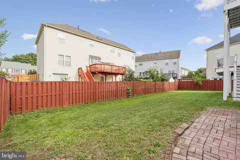 Exterior - 6287 Willowfield Way, Springfield, VA 22150 photo 9 of 12