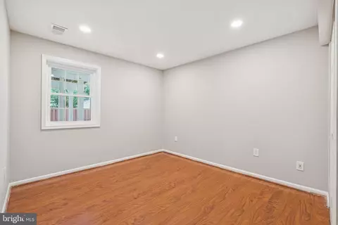 Bedroom - 6287 Willowfield Way, Springfield, VA 22150 photo 3 of 3