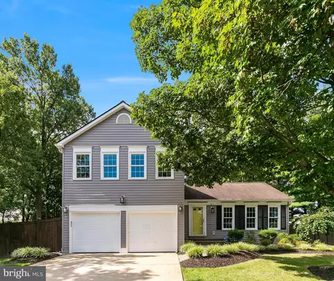 2619 John Milton Dr, Herndon, VA 20171
