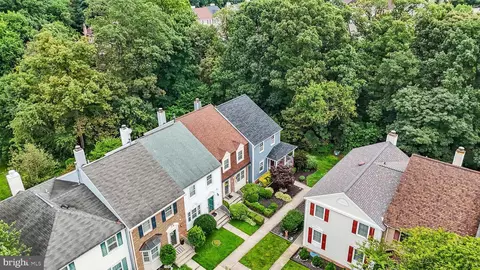 14514 Eddy Ct, Centreville, VA 20120