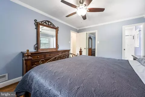 7203 Hadlow Dr, Springfield, VA 22152 photo 22