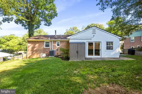 7203 Hadlow Dr, Springfield, VA 22152 photo 34
