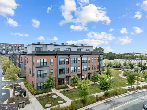 1891 Midline Ave, Reston, VA 20190 photo 10