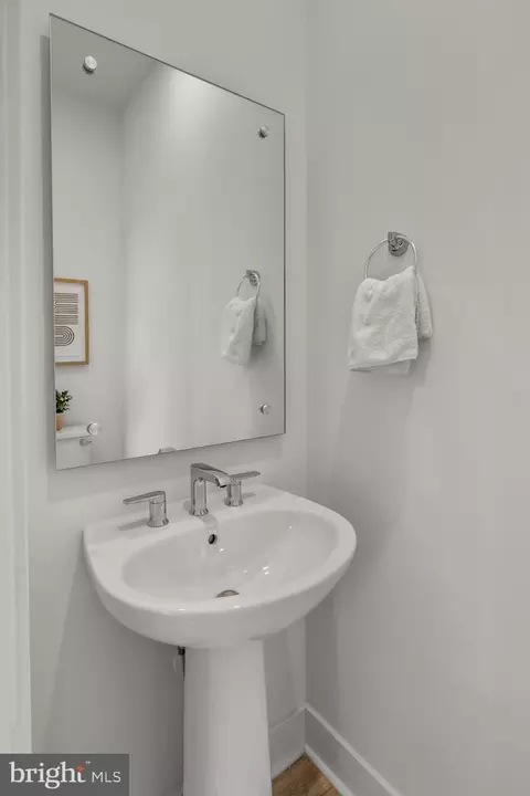 1891 Midline Ave, Reston, VA 20190 photo 25
