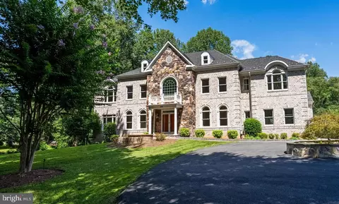 1619 Beulah Rd, Vienna, VA 22182