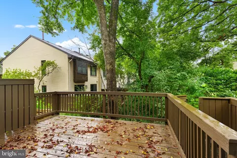 2050 Golf Course Dr, Reston, VA 20191 photo 33