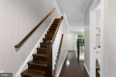 2050 Golf Course Dr, Reston, VA 20191 photo 3