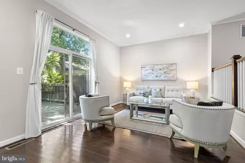 2050 Golf Course Dr, Reston, VA 20191 photo 14
