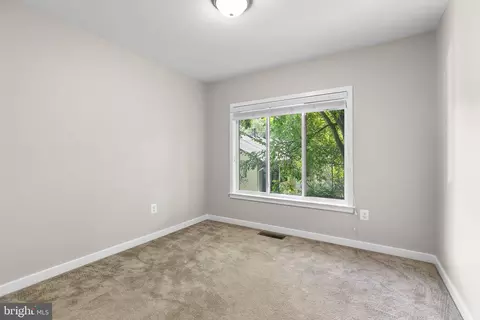 2050 Golf Course Dr, Reston, VA 20191 photo 25