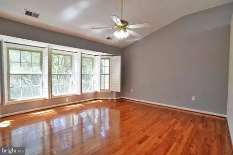 Living - 8024 Readington Ct, Springfield, VA 22152 photo 3 of 4