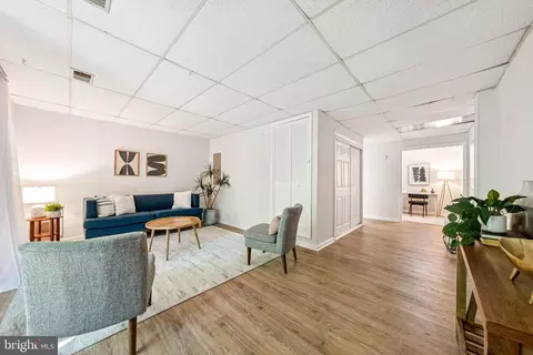 2210 Coppersmith Sq, Reston, VA 20191 photo 28