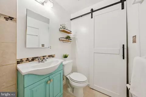 2210 Coppersmith Sq, Reston, VA 20191 photo 19