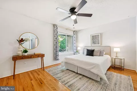 2210 Coppersmith Sq, Reston, VA 20191 photo 15