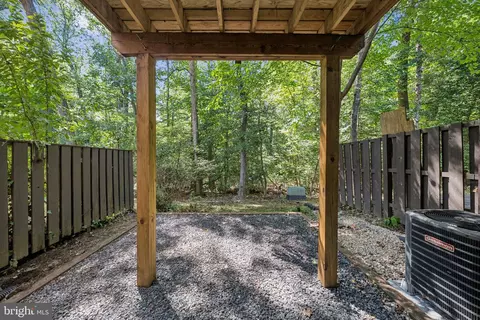2210 Coppersmith Sq, Reston, VA 20191 photo 34