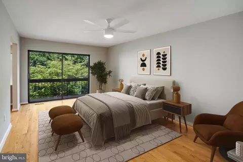 Bedroom - 11653 Newbridge Ct, Reston, VA 20191 photo 1 of 5