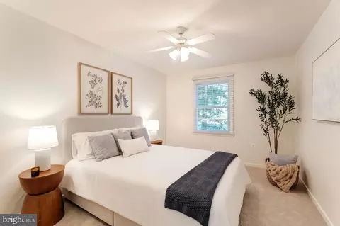 11401 Running Cedar Rd, Reston, VA 20191 photo 27