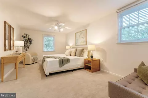 11401 Running Cedar Rd, Reston, VA 20191 photo 18