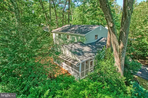 11401 Running Cedar Rd, Reston, VA 20191 photo 2
