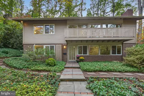 3422 Charleson St, Annandale, VA 22003
