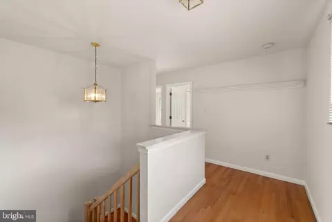 Entry Way - 7508 Irene Ct, Springfield, VA 22153 photo 6 of 8