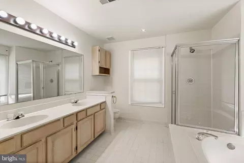 Bath - 7508 Irene Ct, Springfield, VA 22153 photo 1 of 4