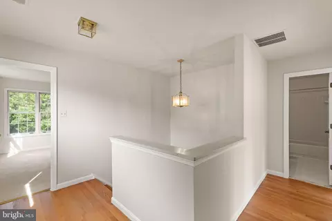 Entry Way - 7508 Irene Ct, Springfield, VA 22153 photo 7 of 8