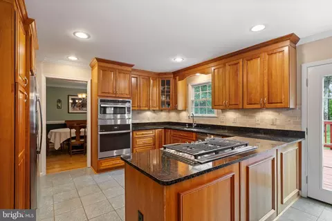 Kitchen - 12517 Easter Ln, Fairfax, VA 22030 photo 1 of 7