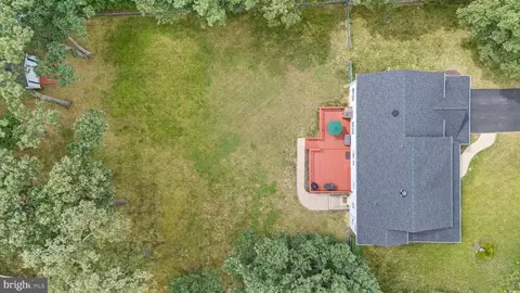 View/Area - 12517 Easter Ln, Fairfax, VA 22030 photo 2 of 3