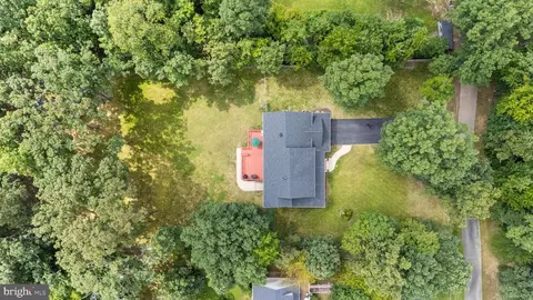 View/Area - 12517 Easter Ln, Fairfax, VA 22030 photo 1 of 3