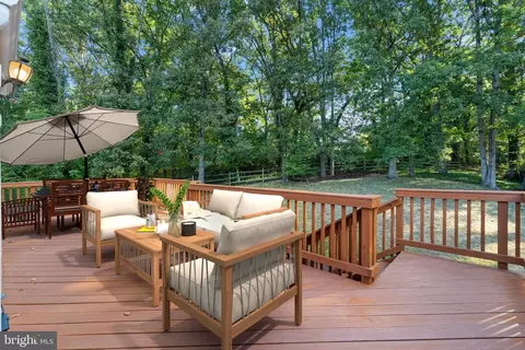 Exterior - 8710 Whitson Ct, Springfield, VA 22153 photo 2 of 13