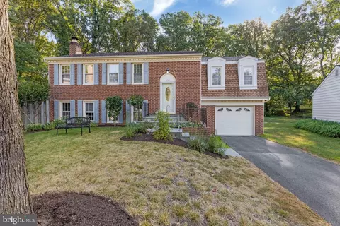 Exterior - 8710 Whitson Ct, Springfield, VA 22153 photo 11 of 13