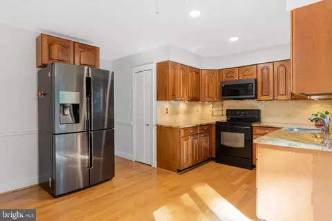 Kitchen - 8710 Whitson Ct, Springfield, VA 22153 photo 2 of 4