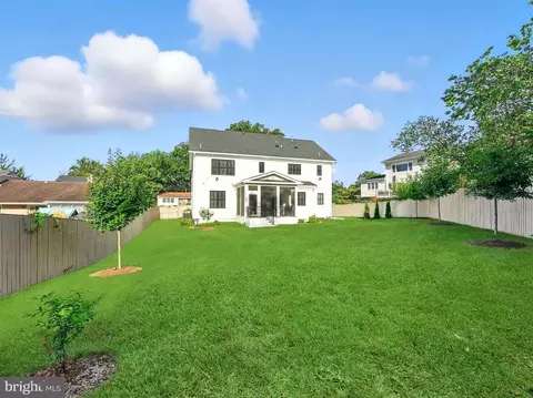 Exterior - 1623 Dempsey St, Mclean, VA 22101 photo 6 of 7