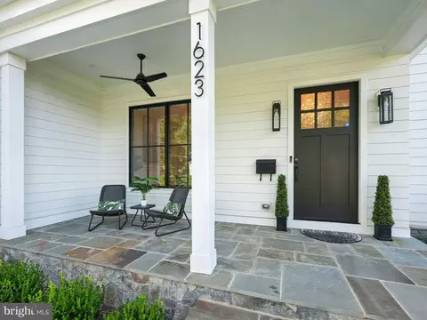 Exterior - 1623 Dempsey St, Mclean, VA 22101 photo 2 of 7