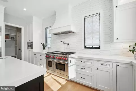 Kitchen - 1623 Dempsey St, Mclean, VA 22101 photo 4 of 6