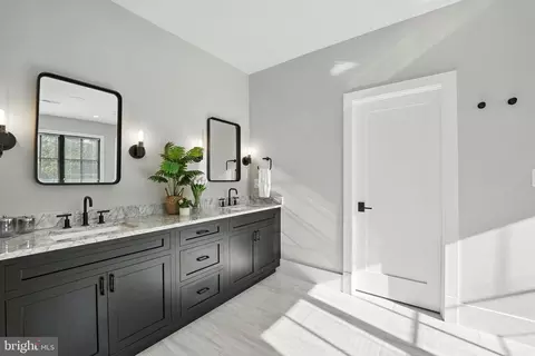 Entry Way - 1623 Dempsey St, Mclean, VA 22101 photo 13 of 18
