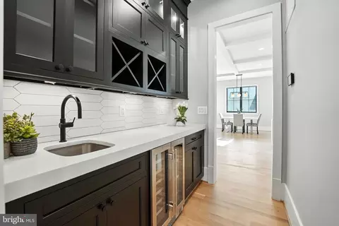 Entry Way - 1623 Dempsey St, Mclean, VA 22101 photo 3 of 18