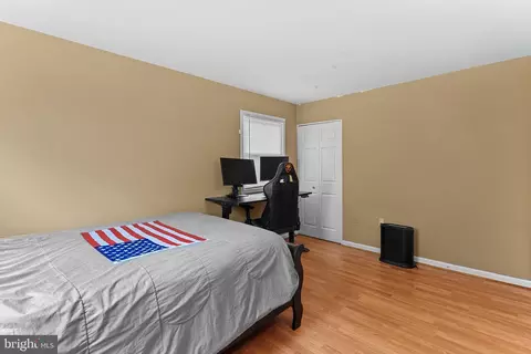 Bedroom - 6313 Bardu Ave, Springfield, VA 22152 photo 3 of 6
