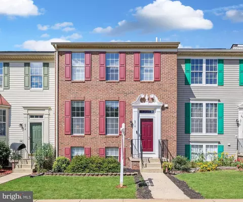 6516 Sharps Dr, Centreville, VA 20121