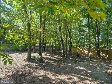 Exterior - 12817 Framingham Ct, Herndon, VA 20171 photo 2 of 6