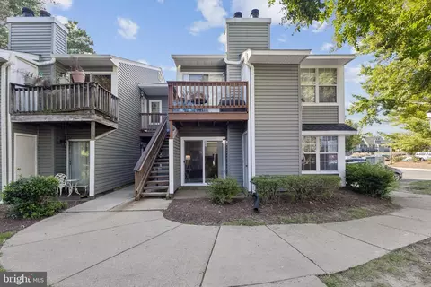 8629 B Beekman Pl, Alexandria, VA 22309