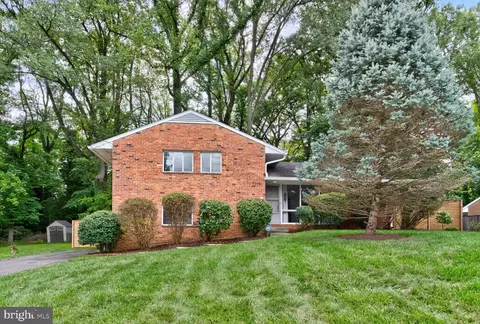 7319 Leesville Blvd, Springfield, VA 22151