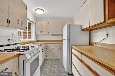 Kitchen - 7319 Leesville Blvd, Springfield, VA 22151 photo 1 of 1