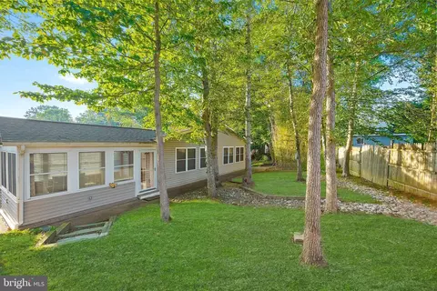 8121 Truro Ct, Springfield, VA 22152 photo 33