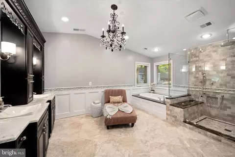 8121 Truro Ct, Springfield, VA 22152 photo 19