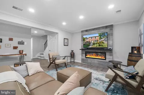5638 Sutherland Ct, Burke, VA 22015 photo 28