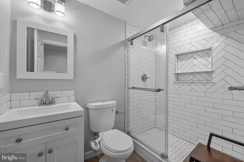 5638 Sutherland Ct, Burke, VA 22015 photo 30